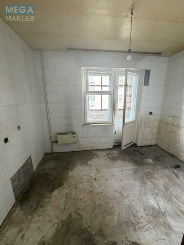 Продаж 2 кімнатної квартири (56/32/8), 4 пов. 16 пов. будинку, <a class="location-link" href="/kiev/" title="Недвижимость Київ">Київ</a>, <a class="location-link" href="/kiev/desnyanskij/" title="Недвижимость Деснянський район">Деснянський р-н</a>, Оноре Де Бальзака ул., 100 (изображение 5)