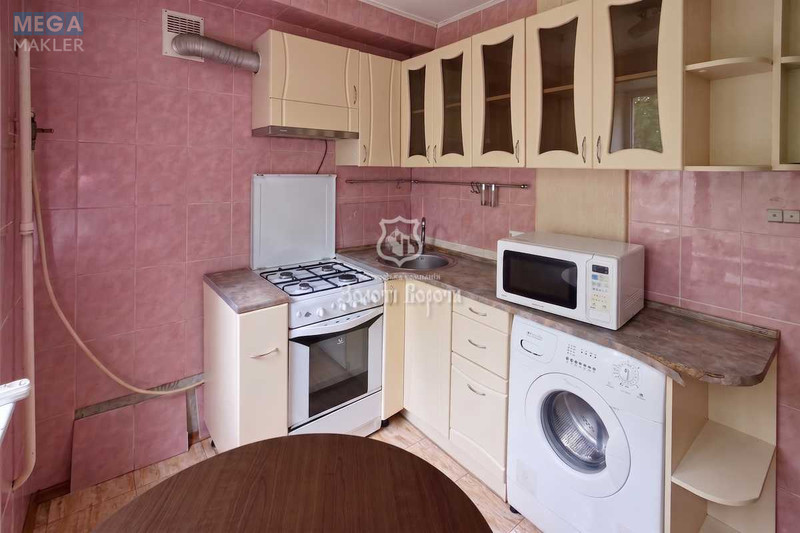 Продаж 2 кімнатної квартири (45,5/29,6/7,6), 2 пов. 5 пов. будинку, <a class="location-link" href="/kiev/" title="Недвижимость Київ">Київ</a>, <a class="location-link" href="/kiev/solomenskij/" title="Недвижимость Солом'янський район">Солом'янський р-н</a>, Волгоградська вул., 12 (изображение 4)