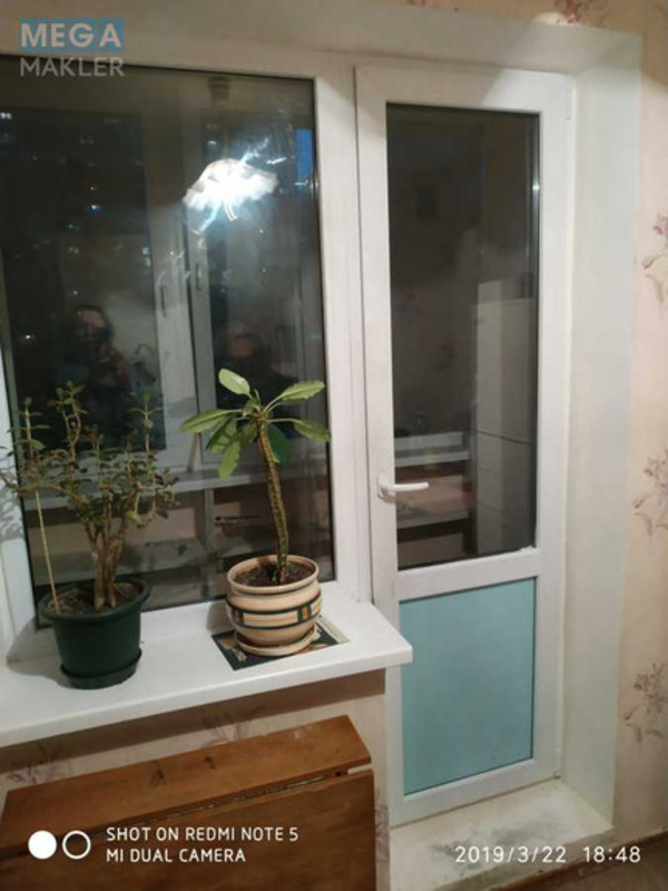 Продаж 1 кімнатної квартири (38/20/9), 4 пов. 9 пов. будинку, <a class="location-link" href="/kiev/" title="Недвижимость Київ">Київ</a>, <a class="location-link" href="/kiev/svyatoshinskij/" title="Недвижимость Святошинський район">Святошинський р-н</a>, Булгакова вул., 2 (изображение 11)