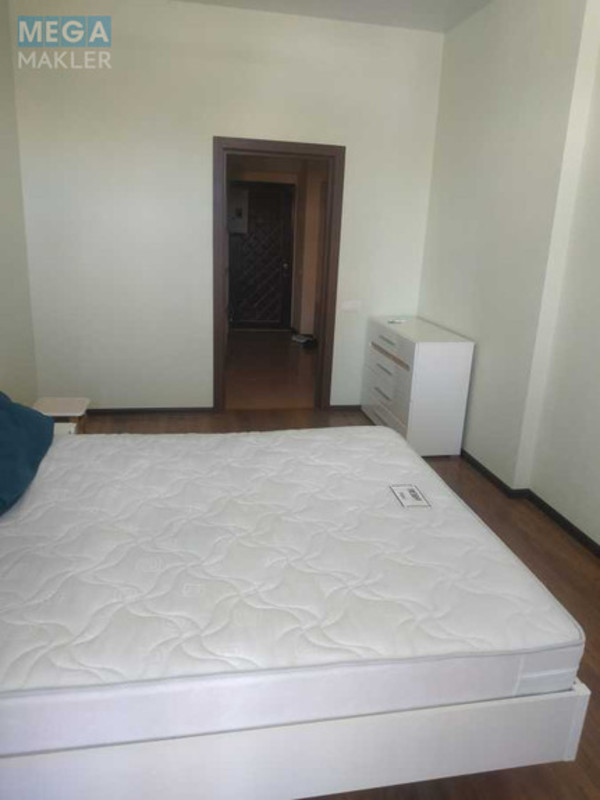Оренда 2 кімнатної квартири, <a class="location-link" href="/kiev/" title="Недвижимость Київ">Київ</a>, <a class="location-link" href="/kiev/pecherskij/" title="Недвижимость Печерський район">Печерський р-н</a>, Євгена Коновальця вул., 44А (изображение 2)