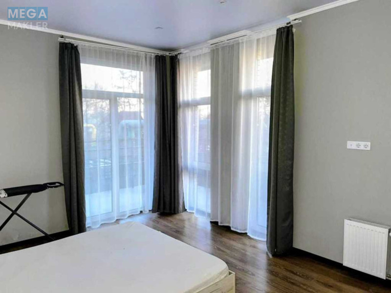 Оренда 3 кімнатної квартири, <a class="location-link" href="/odessa/" title="Недвижимость Одеса">Одеса</a>, <a class="location-link" href="/odessa/primorskij/" title="Недвижимость Приморський район">Приморський р-н</a>, Неделина, 82 (изображение 4)