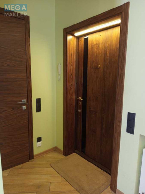 Продаж 4 кімнатної квартири (112/62/35), 9 пов. 10 пов. будинку, <a class="location-link" href="/kiev/" title="Недвижимость Київ">Київ</a>, <a class="location-link" href="/kiev/dneprovskij/" title="Недвижимость Дніпровський район">Дніпровський р-н</a>, Регенераторна вул., 4 (изображение 2)