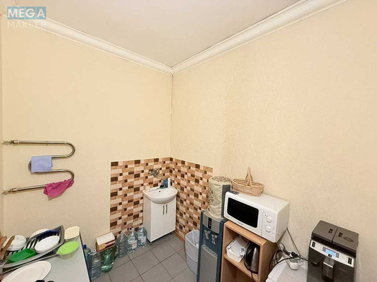 Продаж 3 кімнатної квартири (125/75/15), 3 пов. 17 пов. будинку, <a class="location-link" href="/kiev/" title="Недвижимость Київ">Київ</a>, <a class="location-link" href="/kiev/pecherskij/" title="Недвижимость Печерський район">Печерський р-н</a>, Антоновича вул., 72 (изображение 6)
