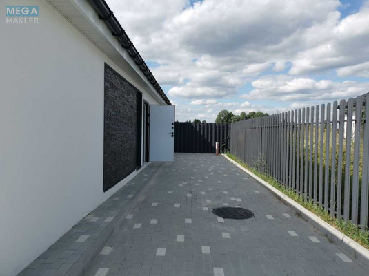 Продаж дома, 1&nbsp; поверх, 117&nbsp;кв.м, 3&nbsp;кімнати, ділянка 6&nbsp;соток, <a class="location-link" href="/rozhny-selo/" title="Недвижимость Рожні">Рожни</a>, Сонячна (изображение 6)