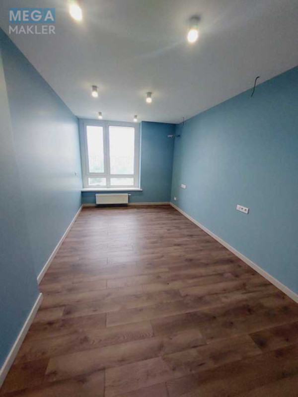 Продаж 3 кімнатної квартири (68/40/12), 8 пов. 25 пов. будинку, <a class="location-link" href="/kiev/" title="Недвижимость Київ">Київ</a>, <a class="location-link" href="/kiev/darnickij/" title="Недвижимость Дарницький район">Дарницький р-н</a>, Заречная ул., 2 (изображение 7)