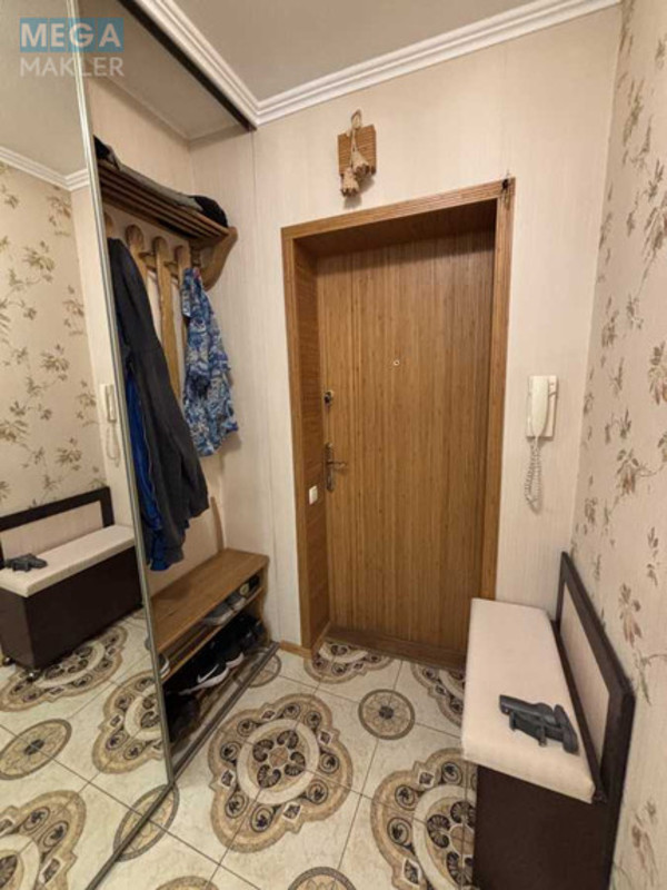 Продаж 3 кімнатної квартири (70/21/9,2), 4 пов. 9 пов. будинку, <a class="location-link" href="/kiev/" title="Недвижимость Київ">Київ</a>, <a class="location-link" href="/kiev/darnickij/" title="Недвижимость Дарницький район">Дарницький р-н</a>, Юрия Литвинского ул., 84 (изображение 12)