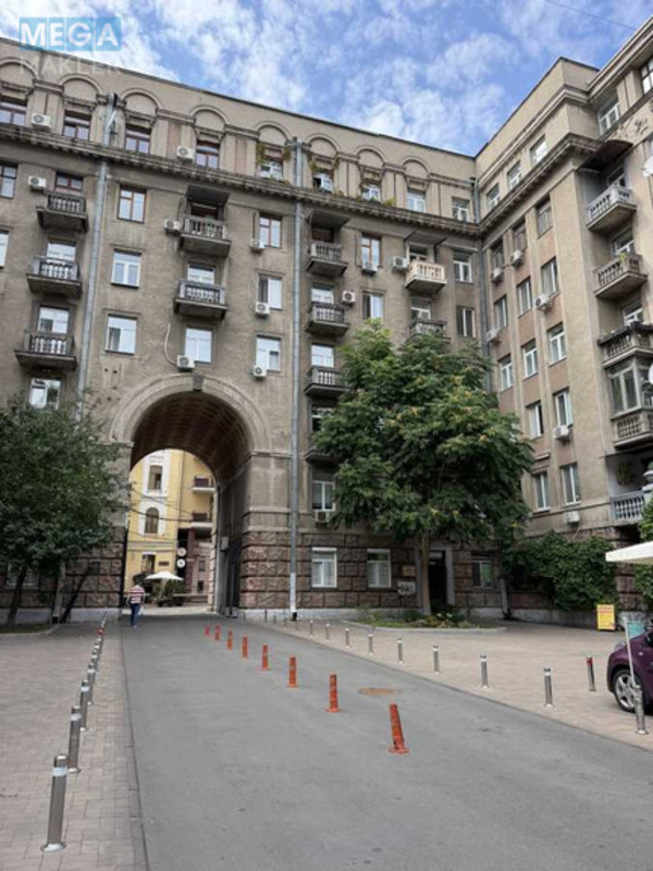 Продаж окремої будівлі/побудови, 78,50&nbsp;кв.м, <a class="location-link" href="/kiev/" title="Недвижимость Київ">Київ</a>, <a class="location-link" href="/kiev/shevchenkovskij/" title="Недвижимость Шевченківський район">Шевченківський р-н</a>, Пирогова вул., 2 (изображение 7)