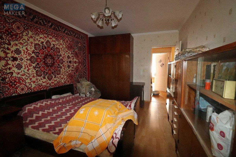 Продаж 3 кімнатної квартири (72/45/8), 16 пов. 16 пов. будинку, <a class="location-link" href="/kiev/" title="Недвижимость Київ">Київ</a>, <a class="location-link" href="/kiev/goloseevskij/" title="Недвижимость Голосіївський район">Голосіївський р-н</a>, Голосіївський просп., 15б (изображение 13)