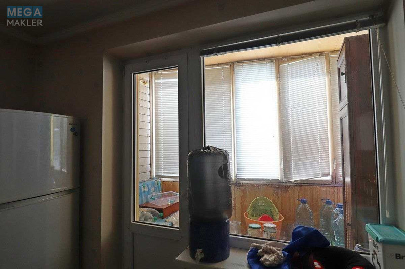 Продаж 3 кімнатної квартири (72/45/8), 16 пов. 16 пов. будинку, <a class="location-link" href="/kiev/" title="Недвижимость Київ">Київ</a>, <a class="location-link" href="/kiev/goloseevskij/" title="Недвижимость Голосіївський район">Голосіївський р-н</a>, Голосіївський просп., 15б (изображение 14)