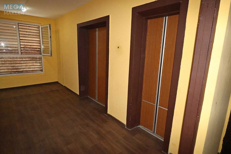 Продаж 3 кімнатної квартири (72/45/8), 16 пов. 16 пов. будинку, <a class="location-link" href="/kiev/" title="Недвижимость Київ">Київ</a>, <a class="location-link" href="/kiev/goloseevskij/" title="Недвижимость Голосіївський район">Голосіївський р-н</a>, Голосіївський просп., 15б (изображение 16)