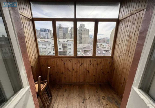 Продаж 3 кімнатної квартири (70/40/7,9), 6 пов. 9 пов. будинку, <a class="location-link" href="/kiev/" title="Недвижимость Київ">Київ</a>, <a class="location-link" href="/kiev/pecherskij/" title="Недвижимость Печерський район">Печерський р-н</a>, Предславинська вул., 26а (изображение 7)