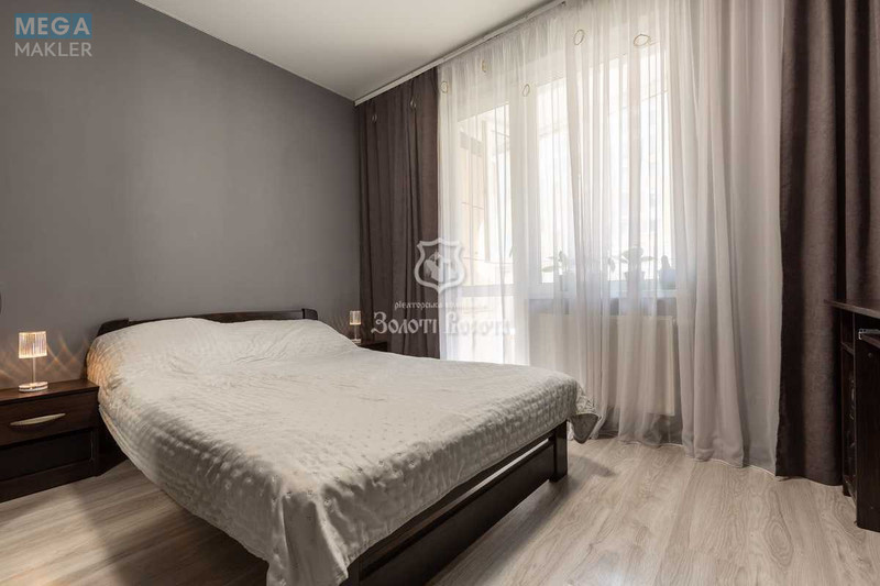 Продаж 1 кімнатної квартири (36,8/20,4/5,5), 2 пов. 6 пов. будинку, <a class="location-link" href="/kiev/" title="Недвижимость Київ">Київ</a>, <a class="location-link" href="/kiev/svyatoshinskij/" title="Недвижимость Святошинський район">Святошинський р-н</a>, Стеценка вул., 75м (изображение 7)