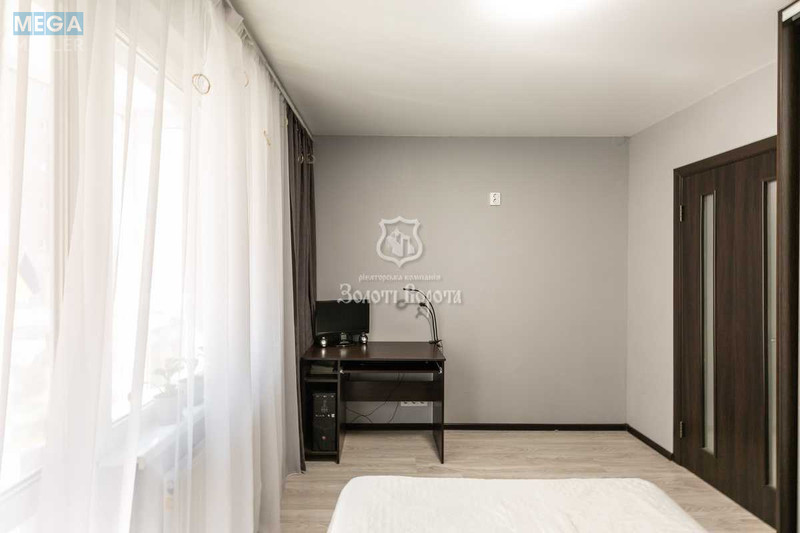 Продаж 1 кімнатної квартири (36,8/20,4/5,5), 2 пов. 6 пов. будинку, <a class="location-link" href="/kiev/" title="Недвижимость Київ">Київ</a>, <a class="location-link" href="/kiev/svyatoshinskij/" title="Недвижимость Святошинський район">Святошинський р-н</a>, Стеценка вул., 75м (изображение 10)