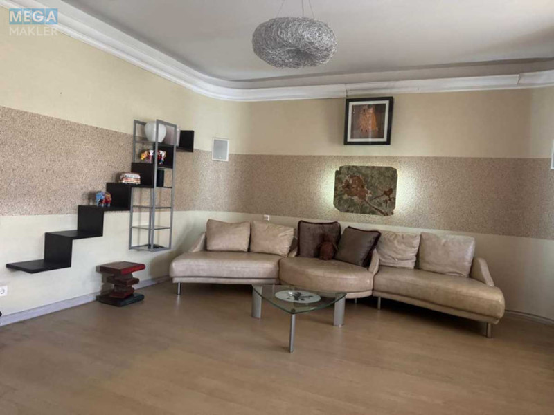 Оренда 3 кімнатної квартири, <a class="location-link" href="/kiev/" title="Недвижимость Київ">Київ</a>, <a class="location-link" href="/kiev/shevchenkovskij/" title="Недвижимость Шевченківський район">Шевченківський р-н</a>, Вячеслава Чорновола вул., 25 (изображение 9)