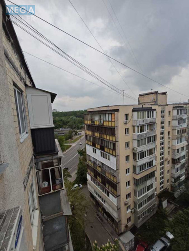 Продаж 2 кімнатної квартири (44/29/8), 9 пов. 9 пов. будинку, <a class="location-link" href="/kiev/" title="Недвижимость Київ">Київ</a>, <a class="location-link" href="/kiev/shevchenkovskij/" title="Недвижимость Шевченківський район">Шевченківський р-н</a>, Академика Щусева ул., 42 (изображение 8)