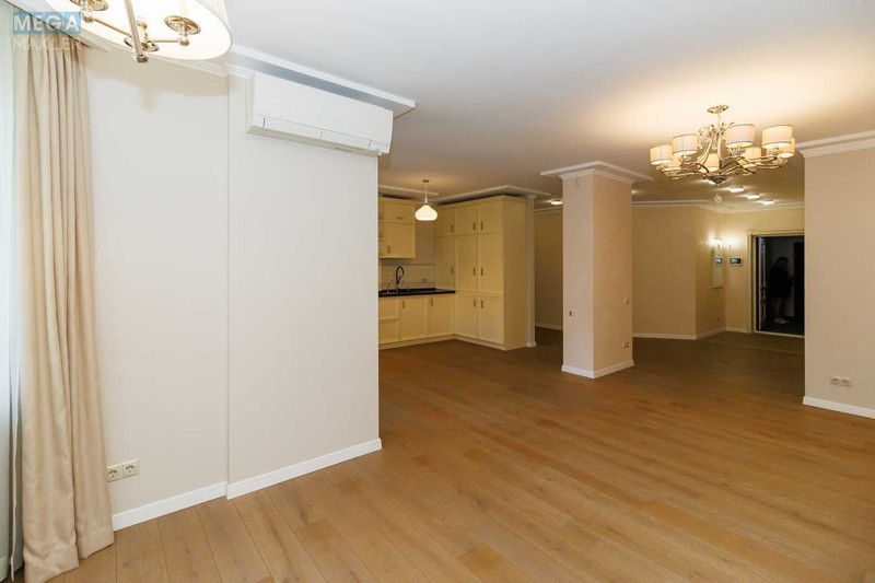 Продаж 4 кімнатної квартири (143,5/86,4/38), 7 пов. 21 пов. будинку, <a class="location-link" href="/kiev/" title="Недвижимость Київ">Київ</a>, <a class="location-link" href="/kiev/shevchenkovskij/" title="Недвижимость Шевченківський район">Шевченківський р-н</a>, Дмитриевская ул., 75 (изображение 3)