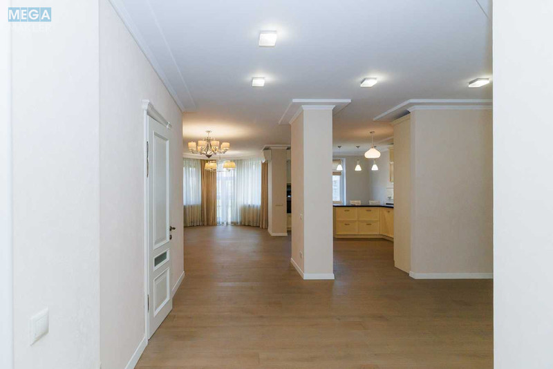 Продаж 4 кімнатної квартири (143,5/86,4/38), 7 пов. 21 пов. будинку, <a class="location-link" href="/kiev/" title="Недвижимость Київ">Київ</a>, <a class="location-link" href="/kiev/shevchenkovskij/" title="Недвижимость Шевченківський район">Шевченківський р-н</a>, Дмитриевская ул., 75 (изображение 4)