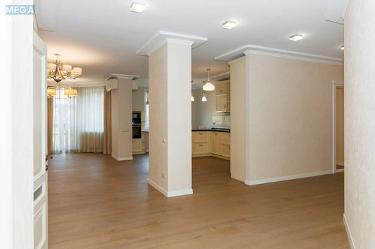 Продаж 4 кімнатної квартири (143,5/86,4/38), 7 пов. 21 пов. будинку, <a class="location-link" href="/kiev/" title="Недвижимость Київ">Київ</a>, <a class="location-link" href="/kiev/shevchenkovskij/" title="Недвижимость Шевченківський район">Шевченківський р-н</a>, Дмитриевская ул., 75 (изображение 8)
