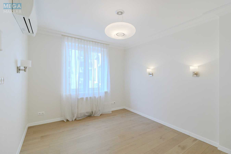 Продаж 4 кімнатної квартири (143,5/86,4/38), 7 пов. 21 пов. будинку, <a class="location-link" href="/kiev/" title="Недвижимость Київ">Київ</a>, <a class="location-link" href="/kiev/shevchenkovskij/" title="Недвижимость Шевченківський район">Шевченківський р-н</a>, Дмитриевская ул., 75 (изображение 18)