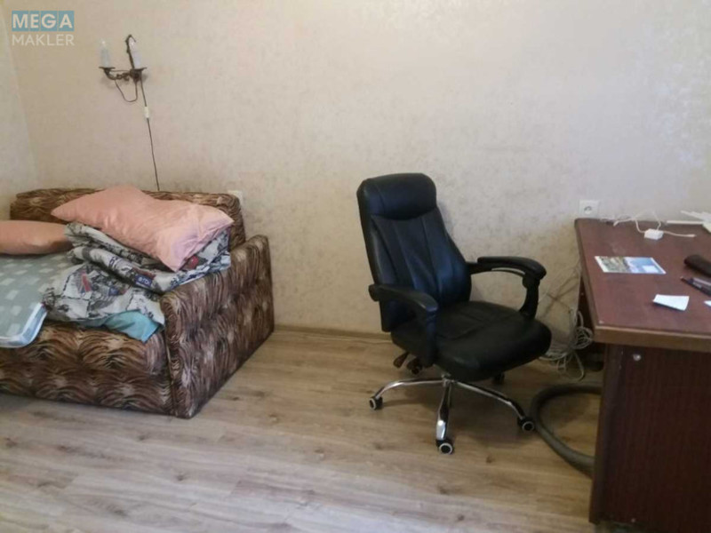 Оренда 1 кімнатної квартири, <a class="location-link" href="/kiev/" title="Недвижимость Київ">Київ</a>, <a class="location-link" href="/kiev/svyatoshinskij/" title="Недвижимость Святошинський район">Святошинський р-н</a>, Академіка Доброхотова вул., 5 (изображение 3)