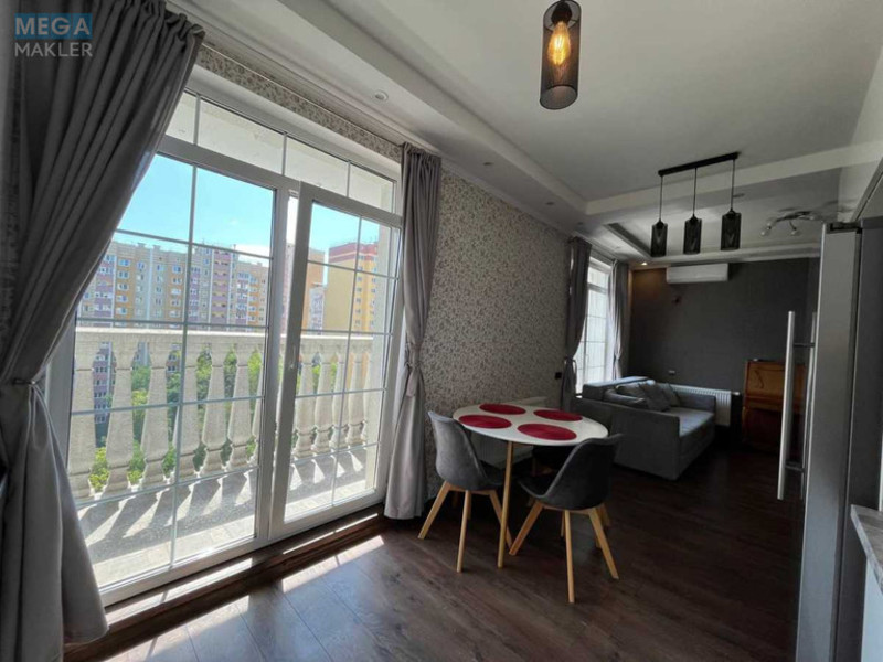 Продаж 1 кімнатної квартири (68/32/10), 9 пов. 13 пов. будинку, <a class="location-link" href="/kiev/" title="Недвижимость Київ">Київ</a>, <a class="location-link" href="/kiev/goloseevskij/" title="Недвижимость Голосіївський район">Голосіївський р-н</a>, Михайла Максимовича вул., 28 (изображение 6)