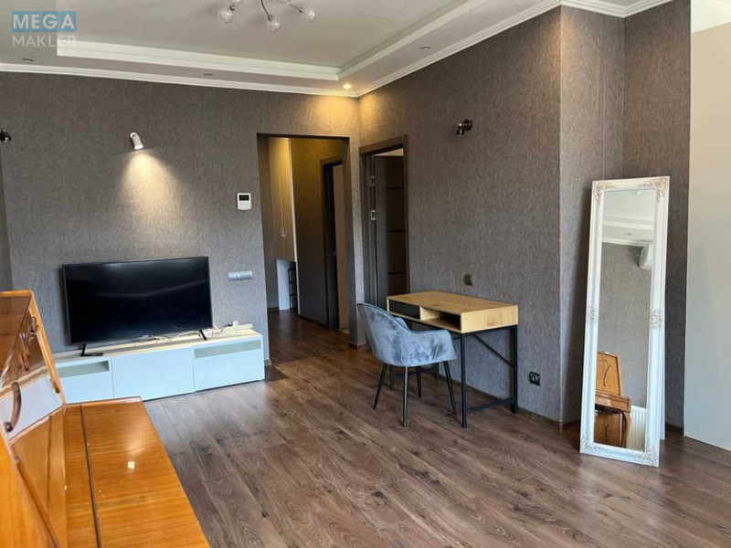 Продаж 1 кімнатної квартири (68/32/10), 9 пов. 13 пов. будинку, <a class="location-link" href="/kiev/" title="Недвижимость Київ">Київ</a>, <a class="location-link" href="/kiev/goloseevskij/" title="Недвижимость Голосіївський район">Голосіївський р-н</a>, Михайла Максимовича вул., 28 (изображение 11)