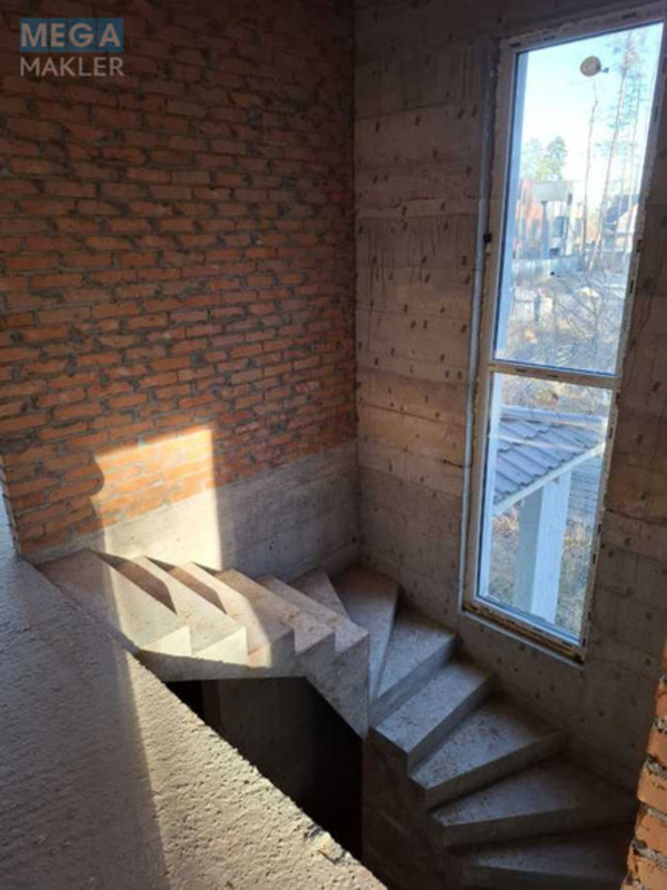 Продаж дома, 2&nbsp;поверху, 190,50&nbsp;кв.м, 7&nbsp;кімнат, ділянка 10&nbsp;соток, <a class="location-link" href="/kiev/" title="Недвижимость Київ">Київ</a>, <a class="location-link" href="/kiev/svyatoshinskij/" title="Недвижимость Святошинський район">Святошинський р-н</a>, Михайла Чалого вул., 47А (изображение 17)