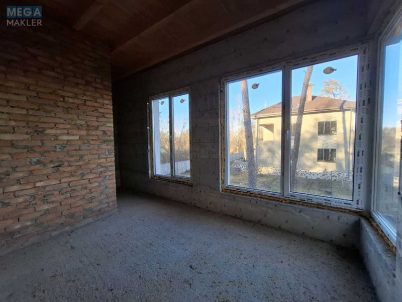 Продаж дома, 2&nbsp;поверху, 190,50&nbsp;кв.м, 7&nbsp;кімнат, ділянка 10&nbsp;соток, <a class="location-link" href="/kiev/" title="Недвижимость Київ">Київ</a>, <a class="location-link" href="/kiev/svyatoshinskij/" title="Недвижимость Святошинський район">Святошинський р-н</a>, Михайла Чалого вул., 47А (изображение 18)