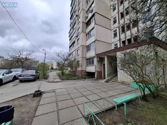 Продаж 1 кімнатної квартири (38/17/8), 16 пов. 16 пов. будинку, <a class="location-link" href="/kiev/" title="Недвижимость Київ">Київ</a>, <a class="location-link" href="/kiev/darnickij/" title="Недвижимость Дарницький район">Дарницький р-н</a>, Анни Ахматової вул., 39Б (изображение 9)