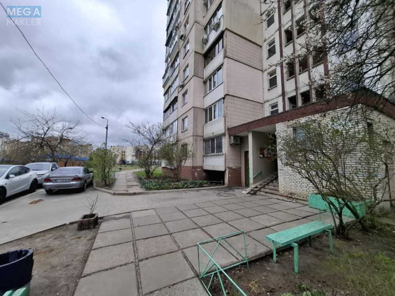 Продаж 1 кімнатної квартири (38/17/8), 16 пов. 16 пов. будинку, <a class="location-link" href="/kiev/" title="Недвижимость Київ">Київ</a>, <a class="location-link" href="/kiev/darnickij/" title="Недвижимость Дарницький район">Дарницький р-н</a>, Анни Ахматової вул., 39Б (изображение 9)