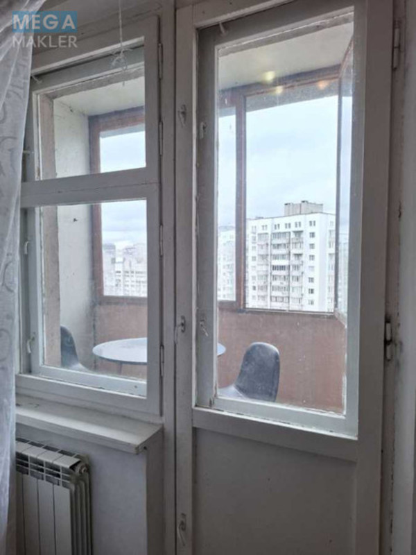 Продаж 1 кімнатної квартири (38/17/8), 16 пов. 16 пов. будинку, <a class="location-link" href="/kiev/" title="Недвижимость Київ">Київ</a>, <a class="location-link" href="/kiev/darnickij/" title="Недвижимость Дарницький район">Дарницький р-н</a>, Анни Ахматової вул., 39Б (изображение 10)