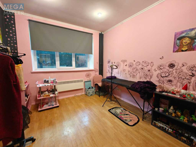 Продаж комерційної нерухомості, 58&nbsp;кв.м, под офис, <a class="location-link" href="/kiev/" title="Недвижимость Київ">Київ</a>, <a class="location-link" href="/kiev/shevchenkovskij/" title="Недвижимость Шевченківський район">Шевченківський р-н</a>, Академика Щусева ул., 36 (изображение 2)
