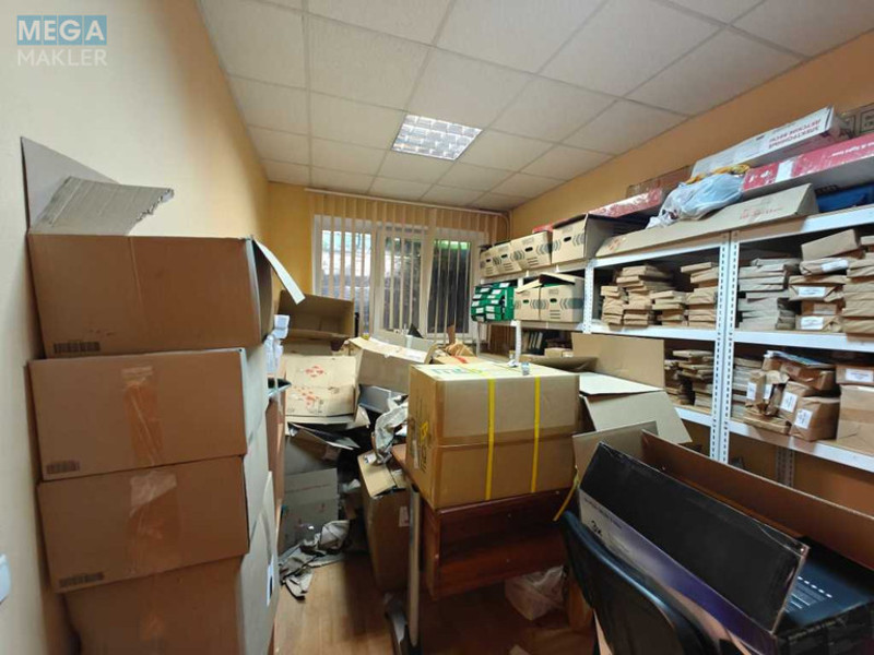Продаж комерційної нерухомості, 58&nbsp;кв.м, под офис, <a class="location-link" href="/kiev/" title="Недвижимость Київ">Київ</a>, <a class="location-link" href="/kiev/shevchenkovskij/" title="Недвижимость Шевченківський район">Шевченківський р-н</a>, Академика Щусева ул., 36 (изображение 7)