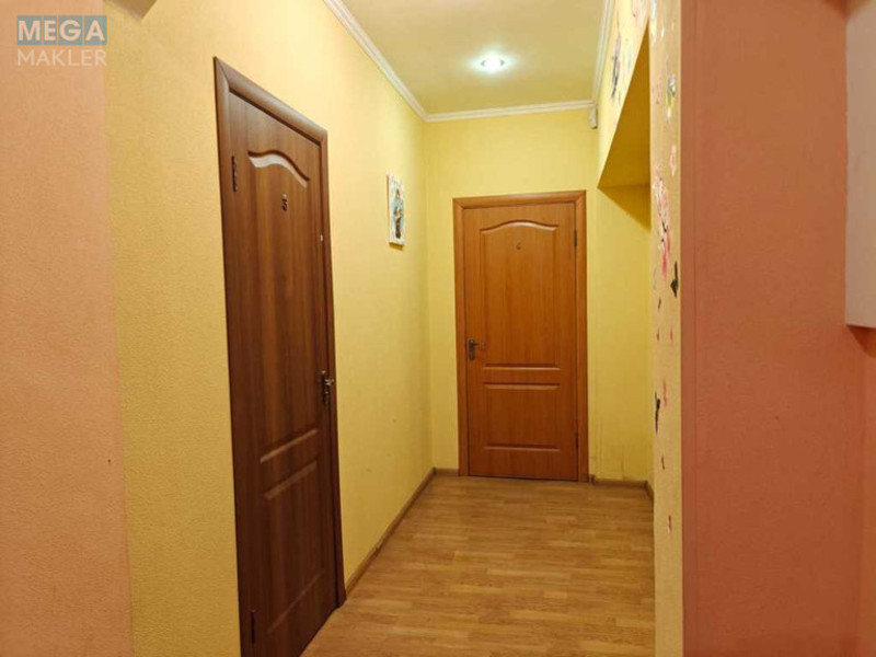 Продаж комерційної нерухомості, 58&nbsp;кв.м, под офис, <a class="location-link" href="/kiev/" title="Недвижимость Київ">Київ</a>, <a class="location-link" href="/kiev/shevchenkovskij/" title="Недвижимость Шевченківський район">Шевченківський р-н</a>, Академика Щусева ул., 36 (изображение 10)
