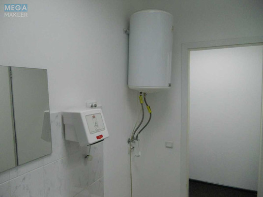 Оренда комерційної нерухомості, 430&nbsp;кв.м, под офис, <a class="location-link" href="/kiev/" title="Недвижимость Київ">Київ</a>, <a class="location-link" href="/kiev/obolonskij/" title="Недвижимость Оболонський район">Оболонський р-н</a>, Новоконстантиновская ул. (изображение 11)