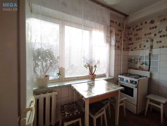 Оренда 2 кімнатної квартири, <a class="location-link" href="/kiev/" title="Недвижимость Київ">Київ</a>, <a class="location-link" href="/kiev/dneprovskij/" title="Недвижимость Дніпровський район">Дніпровський р-н</a>, Чорних Запорожців вул., 16 (изображение 5)