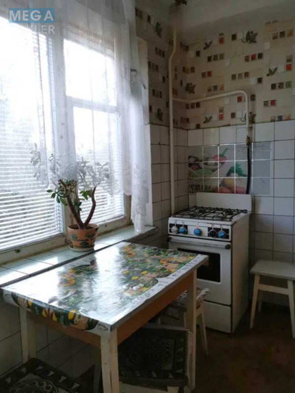 Оренда 2 кімнатної квартири, <a class="location-link" href="/kiev/" title="Недвижимость Київ">Київ</a>, <a class="location-link" href="/kiev/dneprovskij/" title="Недвижимость Дніпровський район">Дніпровський р-н</a>, Чорних Запорожців вул., 16 (изображение 7)