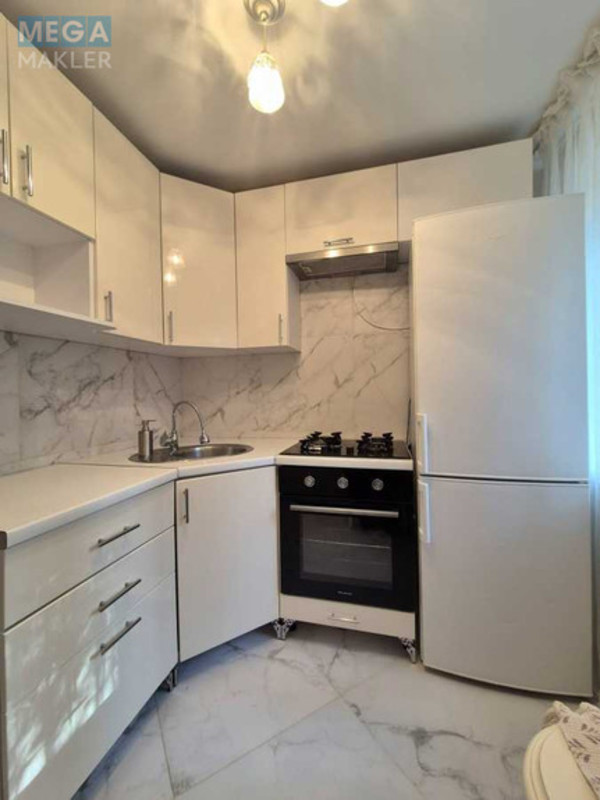 Продаж 2 кімнатної квартири (44,7/26,7/5), 1 пов. 5 пов. будинку, <a class="location-link" href="/kiev/" title="Недвижимость Київ">Київ</a>, <a class="location-link" href="/kiev/shevchenkovskij/" title="Недвижимость Шевченківський район">Шевченківський р-н</a>, Вавилових вул., 16/12 (изображение 5)