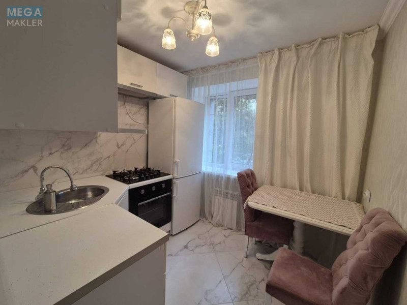 Продаж 2 кімнатної квартири (44,7/26,7/5), 1 пов. 5 пов. будинку, <a class="location-link" href="/kiev/" title="Недвижимость Київ">Київ</a>, <a class="location-link" href="/kiev/shevchenkovskij/" title="Недвижимость Шевченківський район">Шевченківський р-н</a>, Вавилових вул., 16/12 (изображение 6)