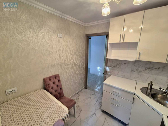 Продаж 2 кімнатної квартири (44,7/26,7/5), 1 пов. 5 пов. будинку, <a class="location-link" href="/kiev/" title="Недвижимость Київ">Київ</a>, <a class="location-link" href="/kiev/shevchenkovskij/" title="Недвижимость Шевченківський район">Шевченківський р-н</a>, Вавилових вул., 16/12 (изображение 7)
