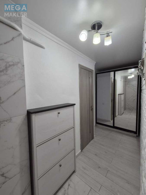 Продаж 2 кімнатної квартири (44,7/26,7/5), 1 пов. 5 пов. будинку, <a class="location-link" href="/kiev/" title="Недвижимость Київ">Київ</a>, <a class="location-link" href="/kiev/shevchenkovskij/" title="Недвижимость Шевченківський район">Шевченківський р-н</a>, Вавилових вул., 16/12 (изображение 9)