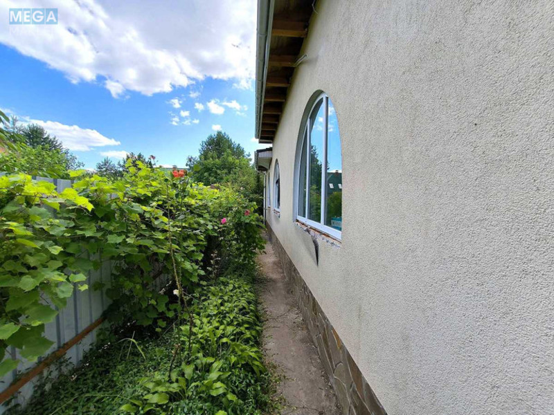 Продаж дома, 2&nbsp;поверху, 350&nbsp;кв.м, 6&nbsp;кімнат, ділянка 8&nbsp;соток, <a class="location-link" href="/nikolaevka-selo-kv-makarovskij-rajon/" title="Недвижимость Миколаївка">Миколаївка</a>, миколаївська (изображение 22)