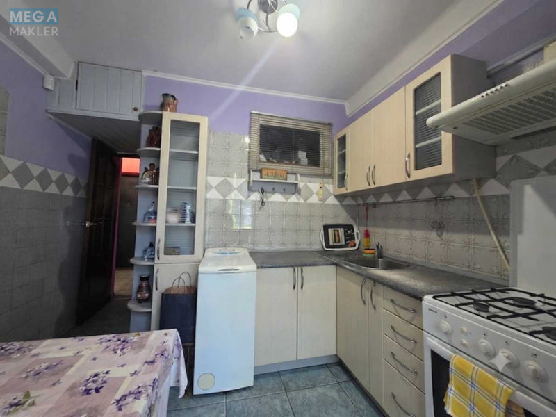 Оренда 2 кімнатної квартири, <a class="location-link" href="/kiev/" title="Недвижимость Київ">Київ</a>, <a class="location-link" href="/kiev/dneprovskij/" title="Недвижимость Дніпровський район">Дніпровський р-н</a>, Амвросія Бучми вул., 4 (изображение 5)