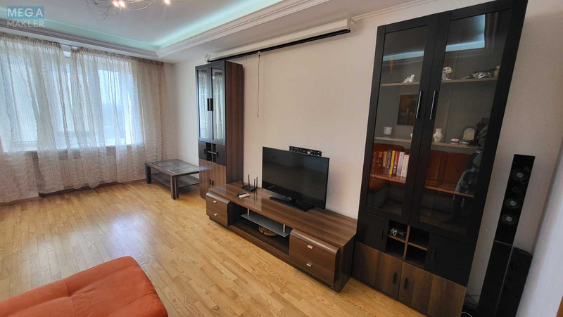 Оренда 4 кімнатні квартири, <a class="location-link" href="/kiev/" title="Недвижимость Київ">Київ</a>, <a class="location-link" href="/kiev/dneprovskij/" title="Недвижимость Дніпровський район">Дніпровський р-н</a>, Микільсько-Слобідська вул., 6В (изображение 6)