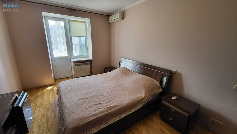 Оренда 4 кімнатні квартири, <a class="location-link" href="/kiev/" title="Недвижимость Київ">Київ</a>, <a class="location-link" href="/kiev/dneprovskij/" title="Недвижимость Дніпровський район">Дніпровський р-н</a>, Микільсько-Слобідська вул., 6В (изображение 9)