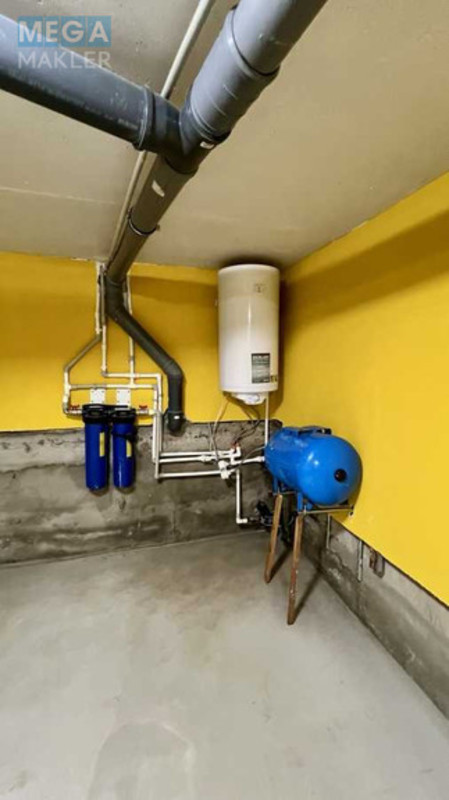 Продаж дома, 2&nbsp;поверху, 150&nbsp;кв.м, 4&nbsp;кімнати, ділянка 8&nbsp;соток, <a class="location-link" href="/kiev/" title="Недвижимость Київ">Київ</a>, <a class="location-link" href="/kiev/goloseevskij/" title="Недвижимость Голосіївський район">Голосіївський р-н</a>, Степана Рудницкого ул. (изображение 17)