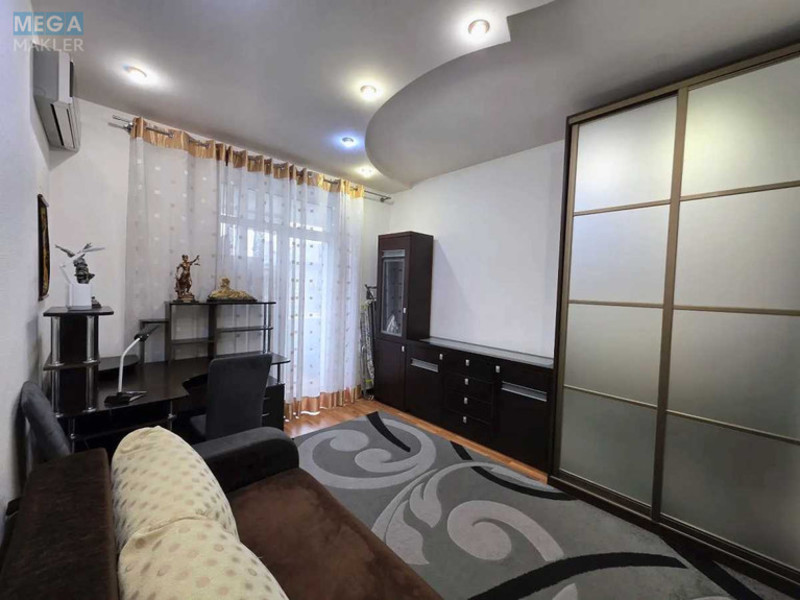 Продаж 2 кімнатної квартири (52,4/32/7), 5 пов. 5 пов. будинку, <a class="location-link" href="/kiev/" title="Недвижимость Київ">Київ</a>, <a class="location-link" href="/kiev/goloseevskij/" title="Недвижимость Голосіївський район">Голосіївський р-н</a>, Казимира Малевича ул., 47/49 (изображение 7)