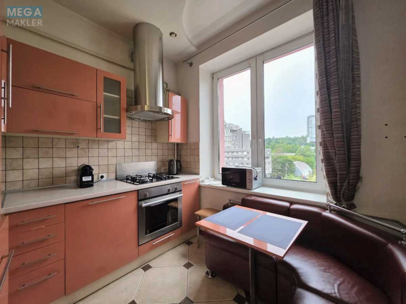 Продаж 2 кімнатної квартири (52,4/32/7), 5 пов. 5 пов. будинку, <a class="location-link" href="/kiev/" title="Недвижимость Київ">Київ</a>, <a class="location-link" href="/kiev/goloseevskij/" title="Недвижимость Голосіївський район">Голосіївський р-н</a>, Казимира Малевича ул., 47/49 (изображение 9)