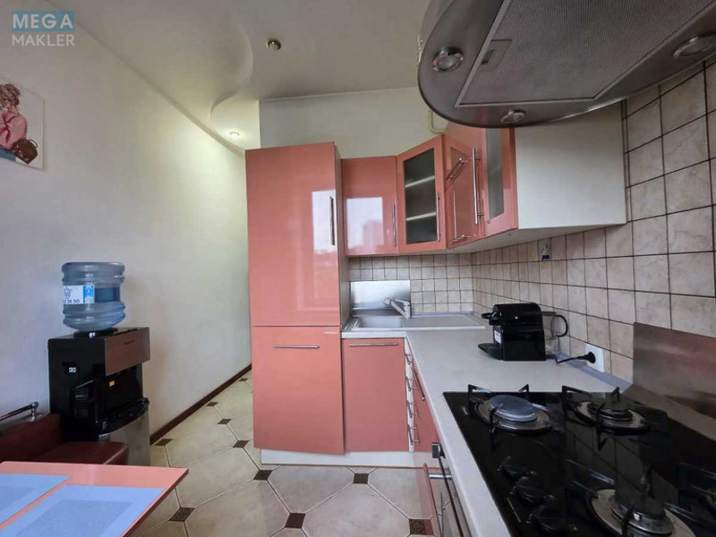 Продаж 2 кімнатної квартири (52,4/32/7), 5 пов. 5 пов. будинку, <a class="location-link" href="/kiev/" title="Недвижимость Київ">Київ</a>, <a class="location-link" href="/kiev/goloseevskij/" title="Недвижимость Голосіївський район">Голосіївський р-н</a>, Казимира Малевича ул., 47/49 (изображение 11)