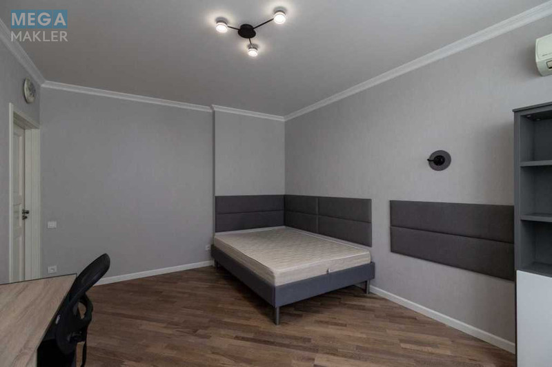 Оренда 4 кімнатні квартири, <a class="location-link" href="/kiev/" title="Недвижимость Київ">Київ</a>, <a class="location-link" href="/kiev/darnickij/" title="Недвижимость Дарницький район">Дарницький р-н</a>, Єлизавети Чавдар вул., 3 (изображение 13)